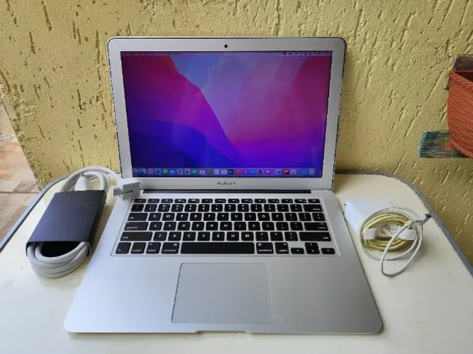 MacBook Air 13" 2017 A1466 - Core i7 - 512GB SSD - 8GB RAM - Completo