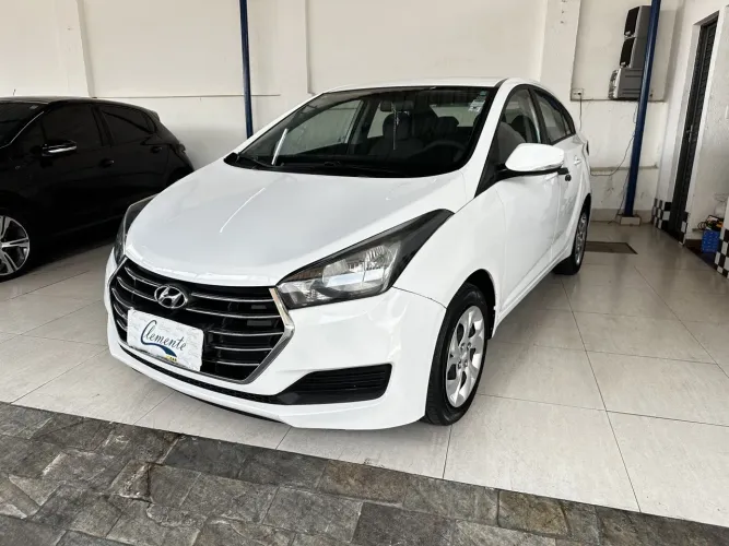 Hyundai HB20S Comfort Plus 1.0 Flex 12V Mec. 2018