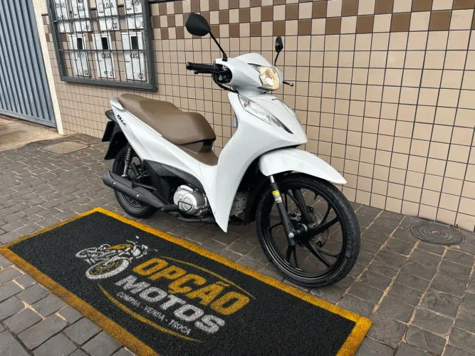 Vendo ou Troco por moto Honda Biz 125 2015 Completa Moto Impecável