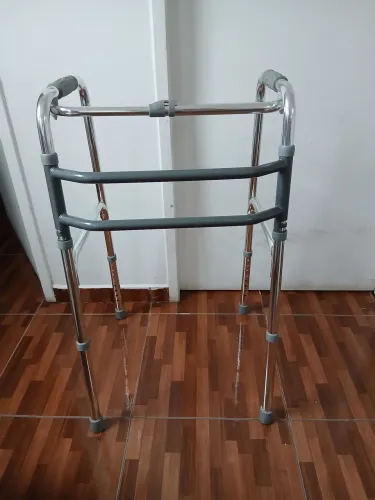 Andador ortopédico