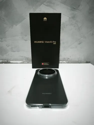 Huawei Mate 80 PRO