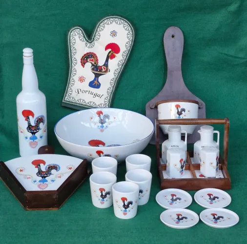 Conjunto de porcelana Germer " Galo Barcelos".