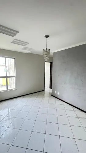 Apartamento 2/4 no Condomínio São Bartolomeu, bairro Baraúna
