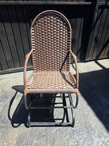 CADEIRA DE BALANÇO 299 REAIS 