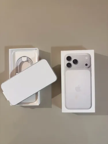iPhone 17 Pro Max 256gb Branco