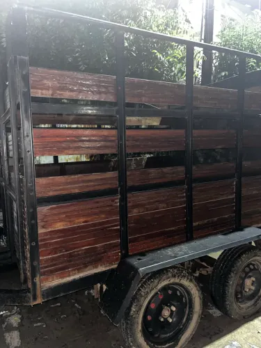 Reboque para cavalo