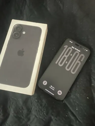 iPhone 16 preto