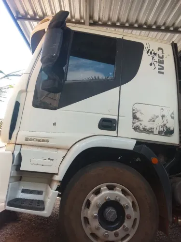 IVECO 240 E 25 BITRUCK 240.000,00