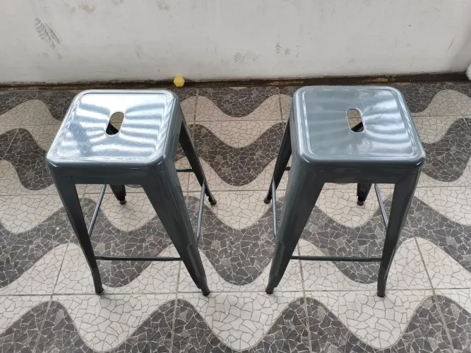 banqueta tolix metal aço
