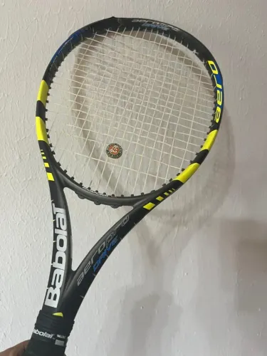 Raquete de tênis Babolat AeroPro Drive ? encordoada