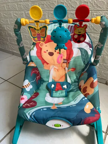 Vendo cadeira de descanso infantil