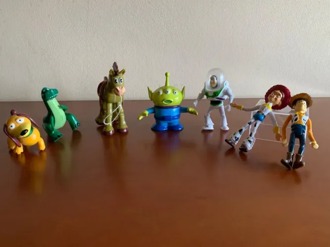 Brinquedos toy story 