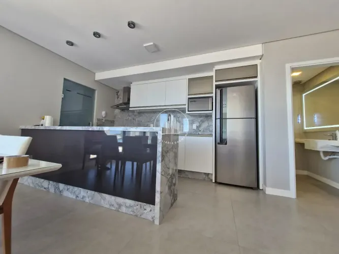 Apartamento 3 Quartos com 3 Suítes e 127m² - Balneário