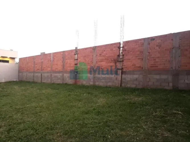 Terreno de ilha em excelente localização Jardim San Marco II com 305,66m²