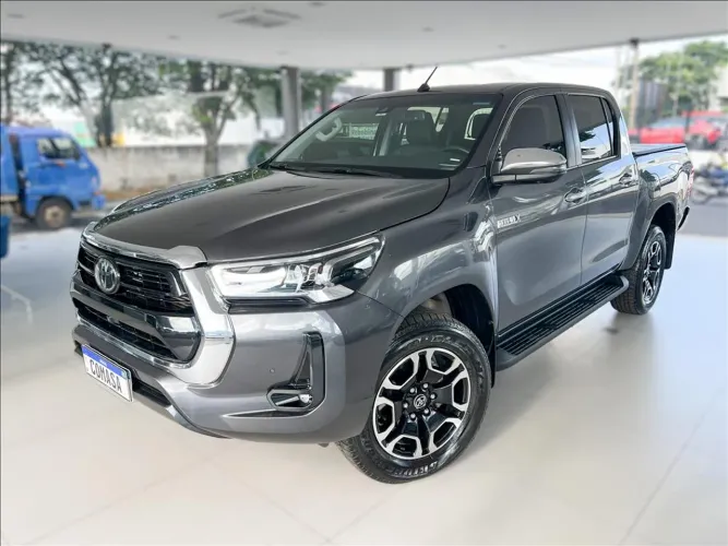 Toyota Hilux CD SRX 4X4 2.8 TDI 16V Diesel Aut. 2024