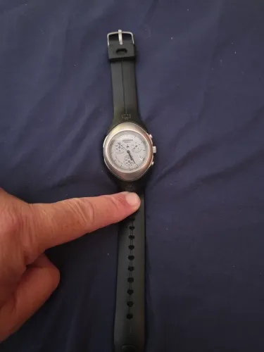 4 relógios: 2Timex, 1 Citizen e 1 Casio com mais de 35 anos, funcionando perfeitamente