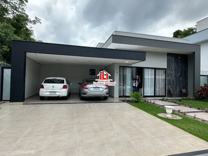 Casa Térrea com 3 Suítes sendo 1 Master no Alphaville II / 04 Vagas