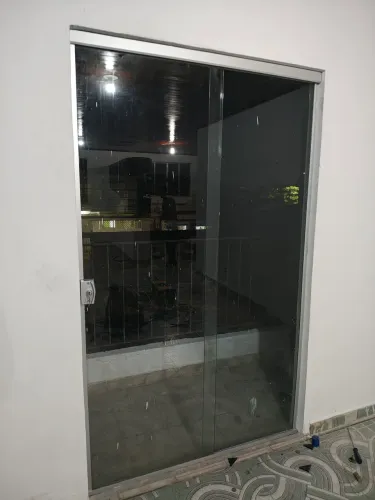 Porta de vidro temperado