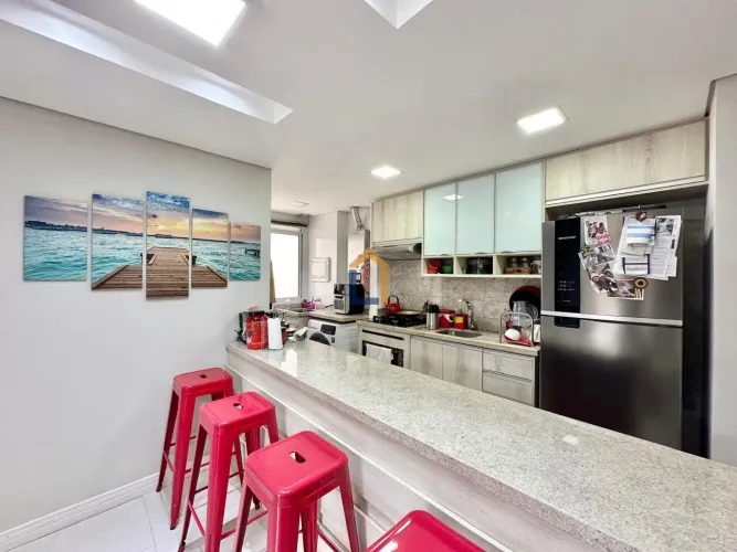 Apartamento com 54m² no bairro Tingui