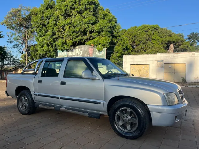 Chevrolet S10 Blazer DLX 2.8 4X4 TB Interc. Diesel 2003