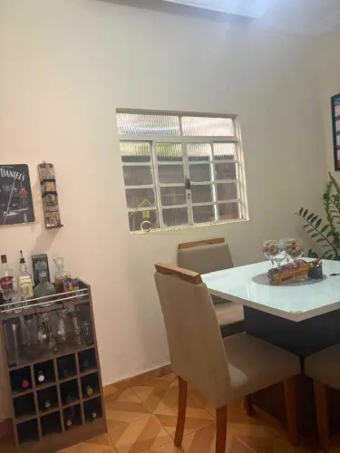 Casa à Venda no Industrial em contagem, 3 Quartos, 2 salas, quintal, 223 m² de Lote
