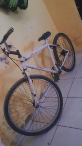 Vendo uma bicicleta