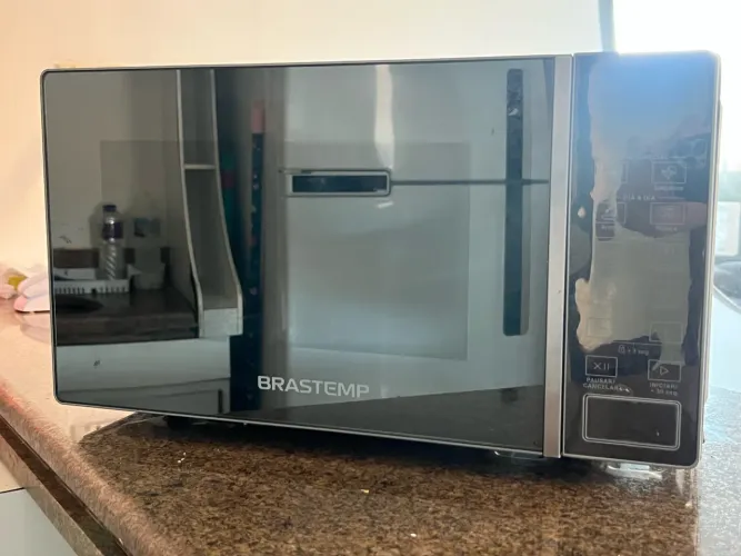 Microondas Brastemp 20L. Oportunidade!
