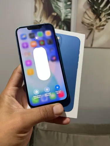 iPhone 13 128 GB TODO ORIGINAL R$1.650