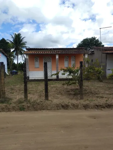 Casa com pomar em governador mangabeira