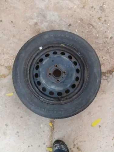 Troco esse roda GM para uma roda de gol 2013 Wolksvag roda 15