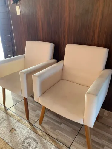 Cadeira Poltrona beji
