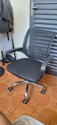 Cadeira de escritório, motivo da venda viagem marcada
