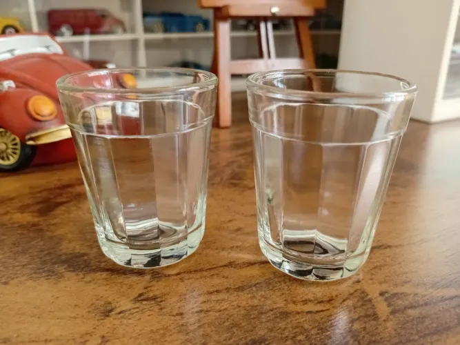 2 Copinhos de Shot