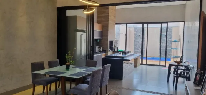 Linda Casa no Villas Mabel com 3 quartos | Só aqui na Imobiliária Rosa e Rangel
