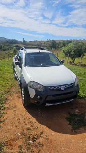 Fiat Strada Adventure 1.8/ 1.8 Locker Flex CE 2013