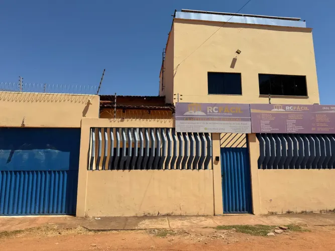 Sobrado com 4 Suítes Plenas e Energia Solar na 305 Norte