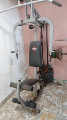Equipamentos de musculação 