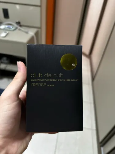 Perfume árabe club de nuit intense woman Eau de perfum 105ml. AINDA NA CAIXA  