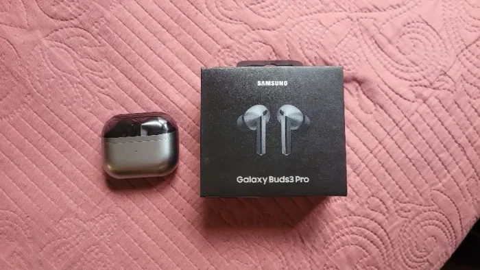 Samsung Buds 3 Pro - Ótimo Estado