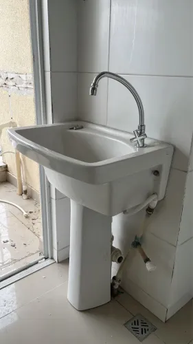 Pia para área de serviço Deca