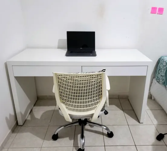 Escrivaninha branca 60x150cm