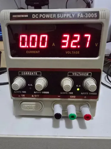 Fonte de Bancada Instrutherm FA-3005