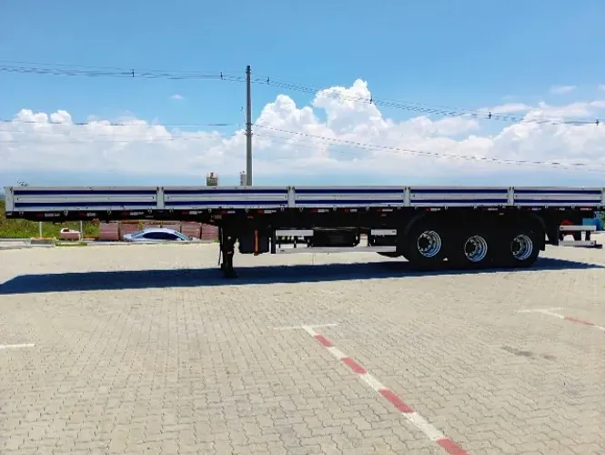 Semi Reboque Facchini carga seca suspenção pneumatica ano 2019