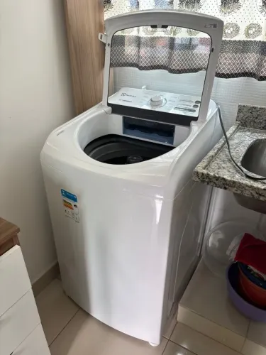 Máquina de Lavar Electrolux Essential Care 13kg LED13 - Excelente Estado