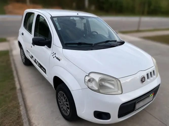 Fiat Uno Vivace/rua 1.0 EVO Fire Flex 8V 5P 2013