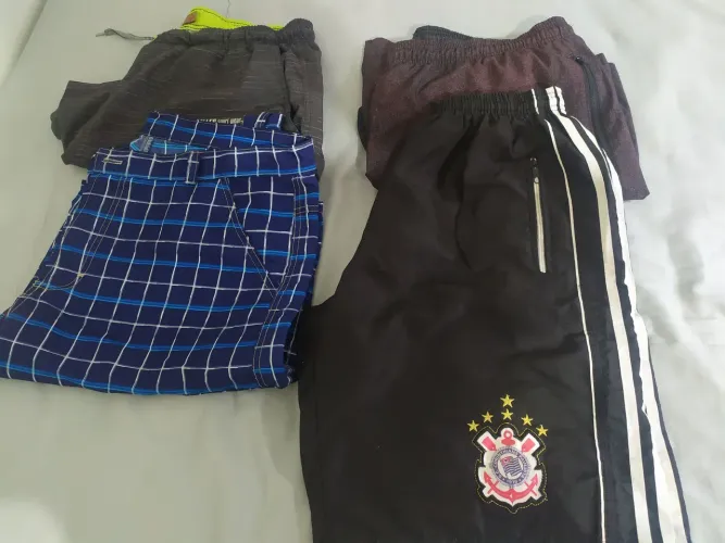 LOTE com 4 bermudas masculino tamanho GG