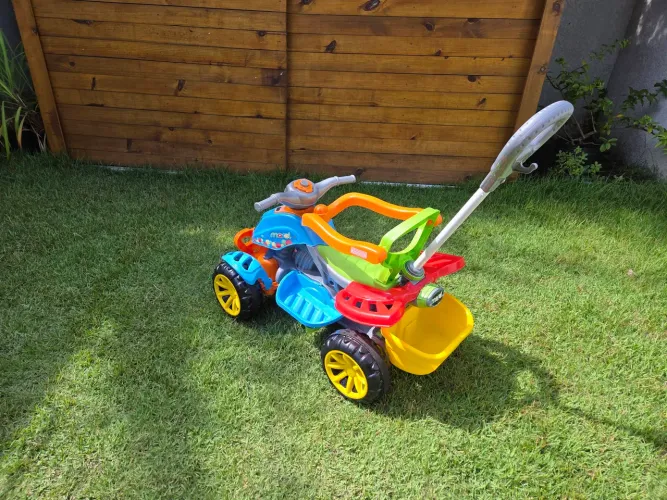 Quadriciclo Infantil