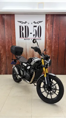Triumph Scrambler 400x 2025 km5965