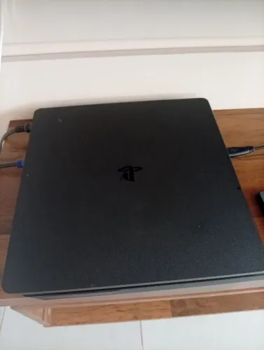 PS4 SEMI NOVO!