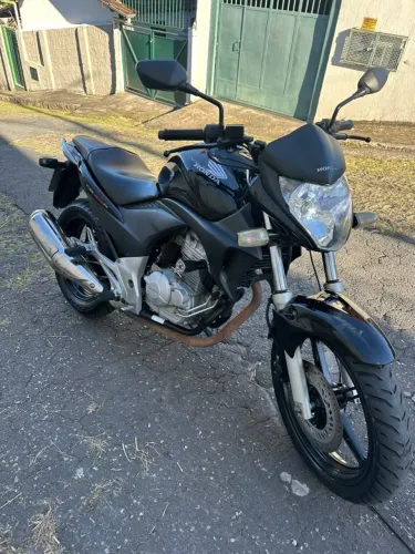 HONDA CB300r. 2010